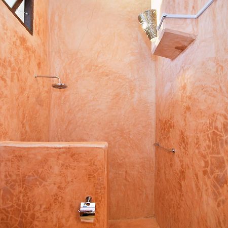 モンバサ Tulia Old Townホステル エクステリア 写真